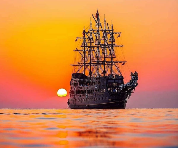 Sunset Boat Tour From Alanya